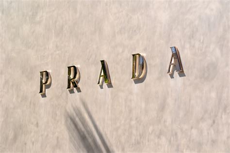 prada omnichannel|prada marketing strategy case study.